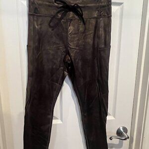 ZYIA pocket drawstring luxe leggings 7/8 length